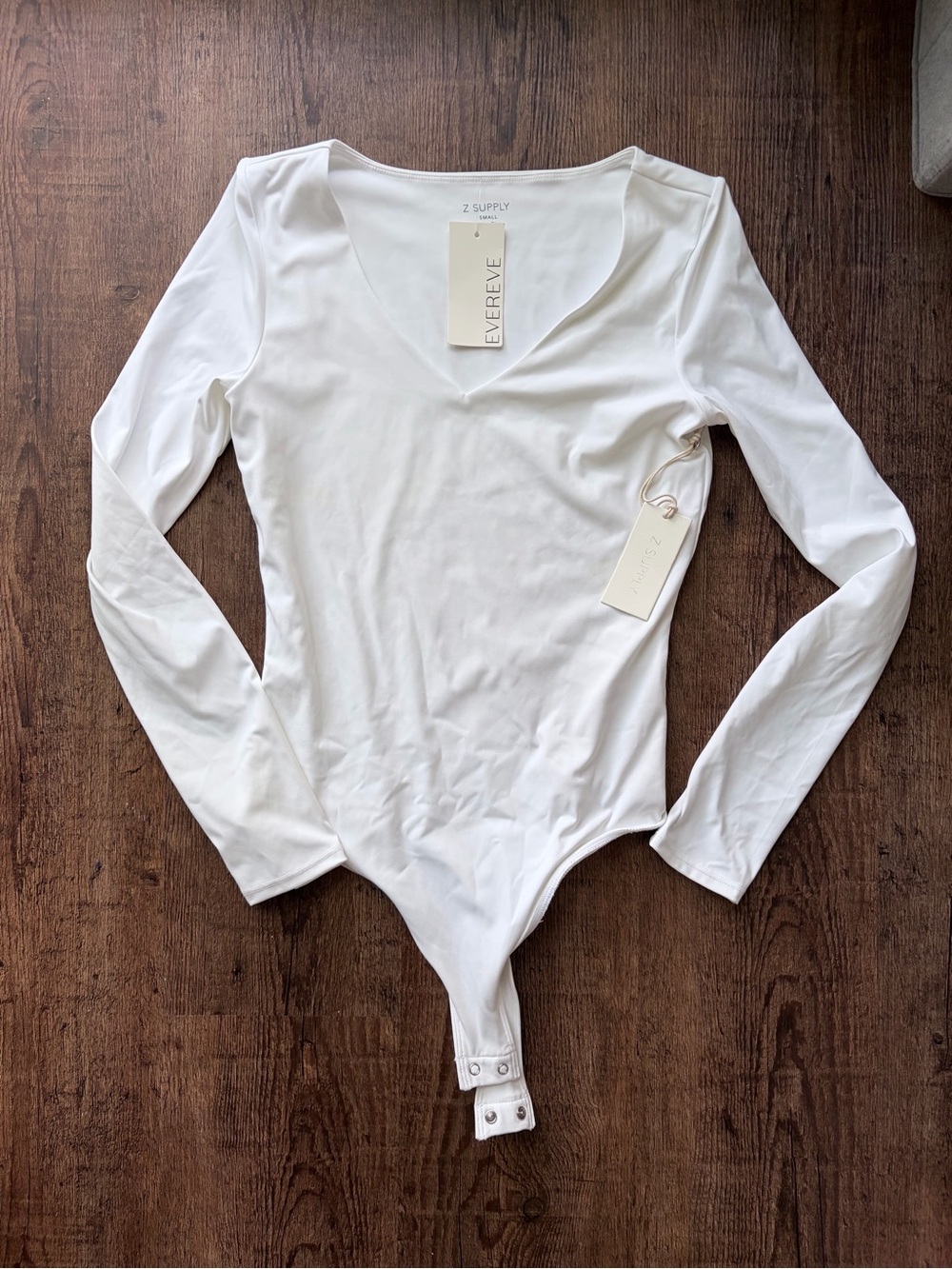 NWT Z Supply Smooth V-Neck Bodysuit — White — Small